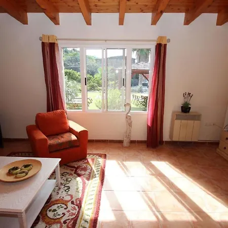度假居 Geraumiges Ferienhaus Mit Kaminofen Und Terrasse *